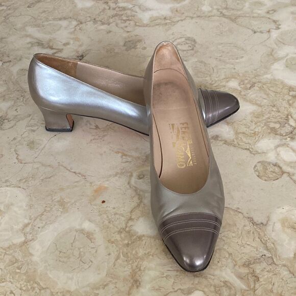 Vintage Salvatore Ferragamo Metallic Silver & Bronze Leather Court Shoes - Picture 1 of 14